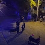 Balıkesir’in Edremit ilçesinde gece saatlerinde yaşanan silahlı saldırı dehşete dönüştü.