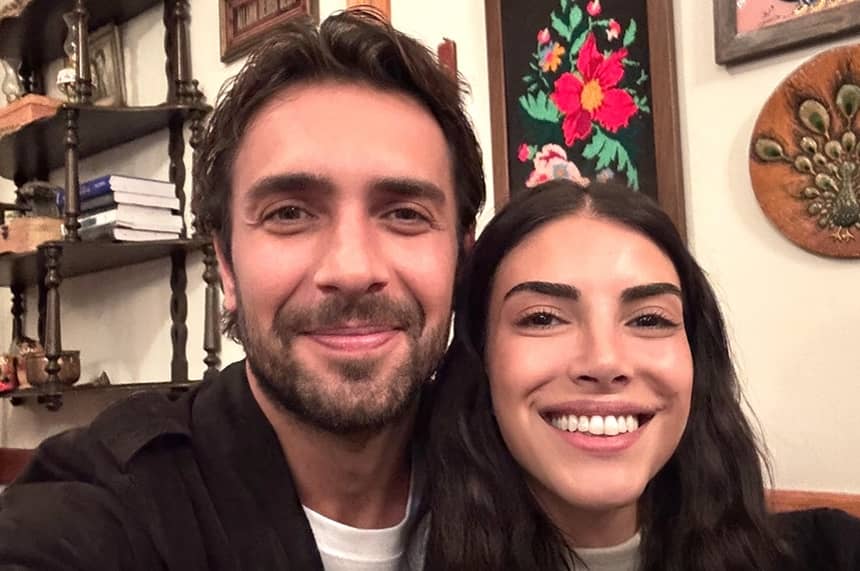 “Taşacak Bu Deniz” hem hikâye örgüsü hem de atmosferik diliyle yeni bölümünde izleyiciye gerilim, duygu ve merak dolu bir ekran deneyimi sunmaya hazırlanıyor